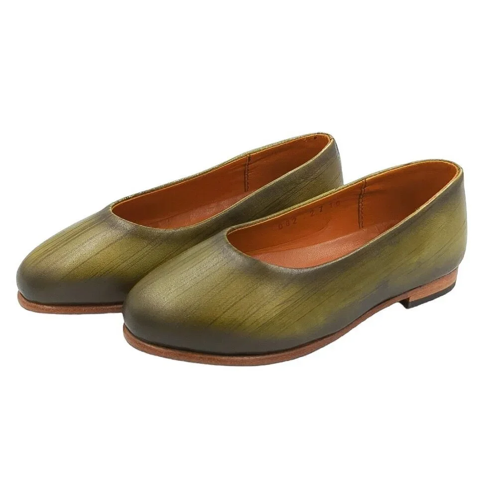 NIB Two Pretty Girls Handcrafted Green Leather Ballet Flats